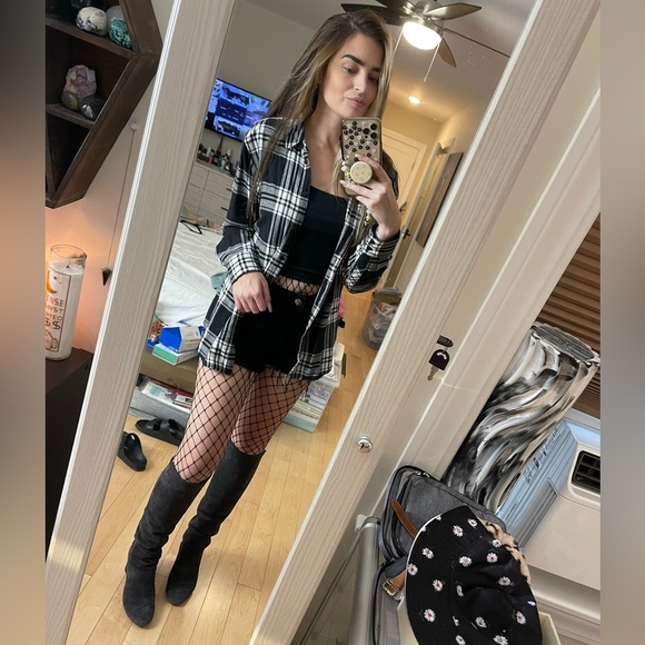 Meet your posher - Picture 6 of 10